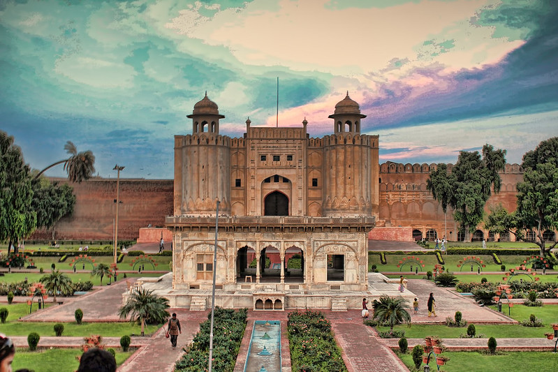 Hazuri Baag, Lahore Fort